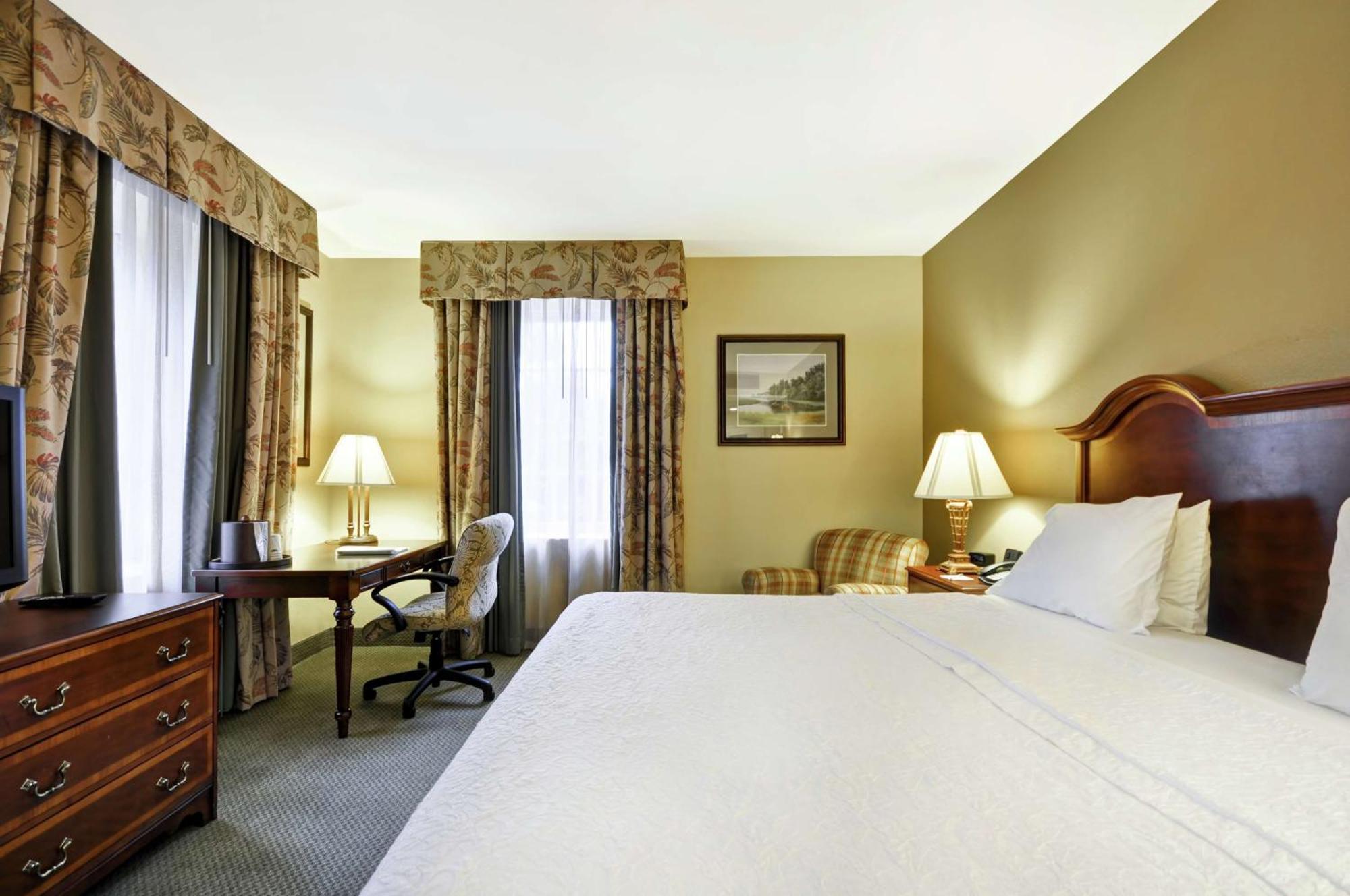 Hampton Inn Charleston-Historic District Exterior foto